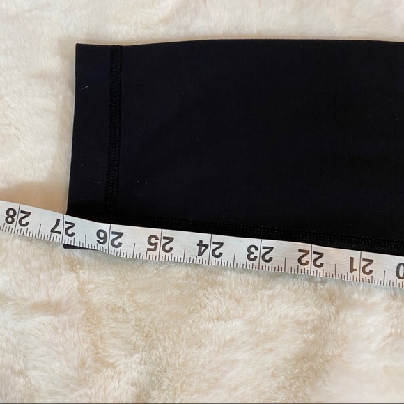 Lululemon Black High Rise Wunder Under Leggings 4 - Picture 7 of 9